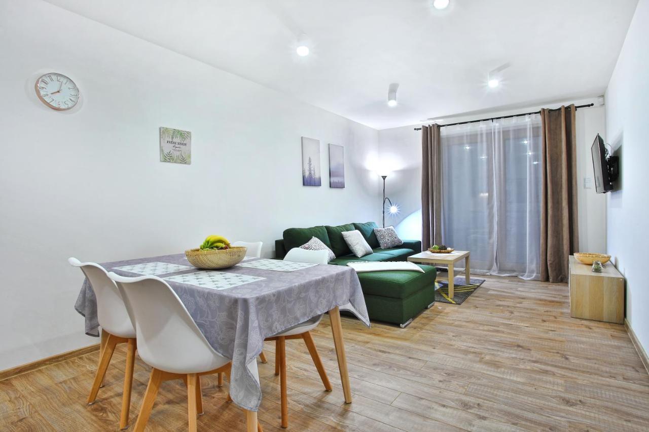 Ferienwohnung Kamilli Bešeňová Exterior foto