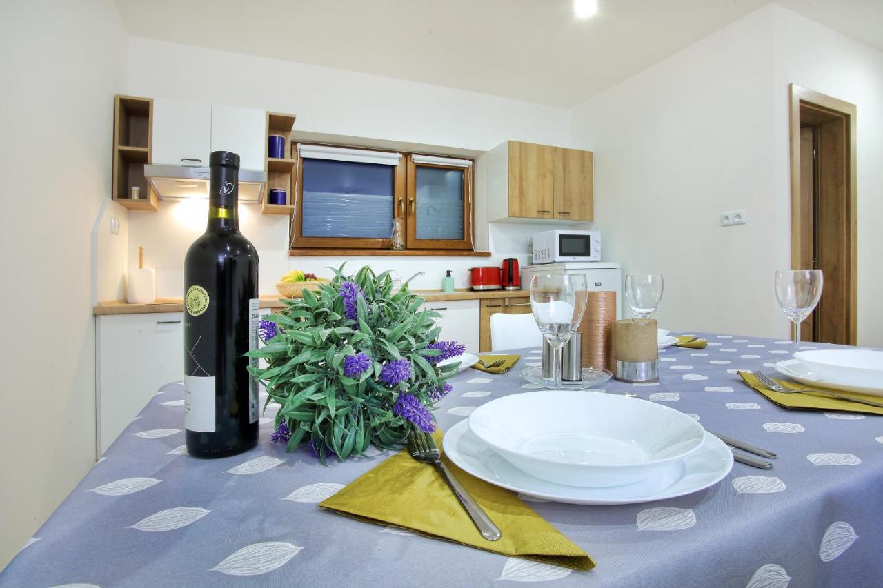 Ferienwohnung Kamilli Bešeňová Exterior foto